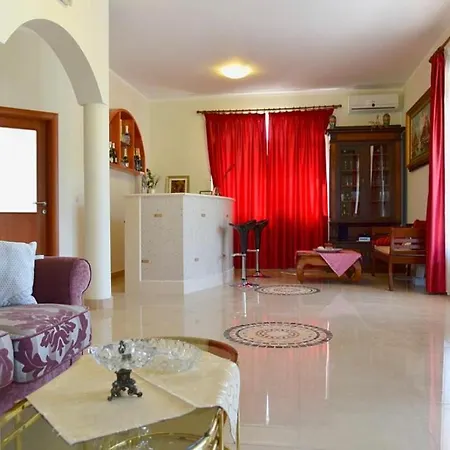 Dubai Villa