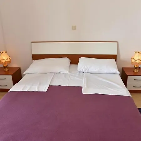 Dubai Vila *